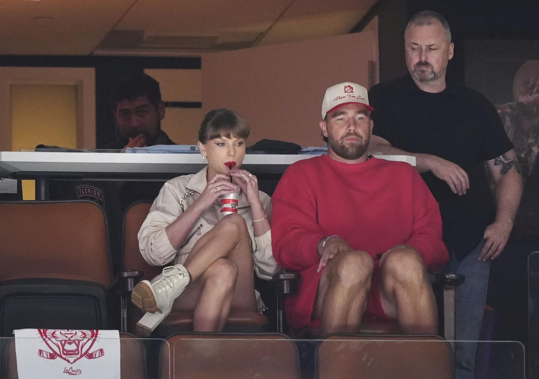 Taylor Swift bierze ślub! Zobacz zdjęcia z zaręczyn