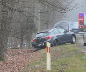 Tragedia w Sierakowie. Pijany kierowca wjechał w opla. Nie żyje jedna osoba