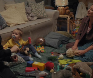 M jak miłość odc. 1930. Paweł (Rafał Mroczek), Antoś (Mikołaj Jankowski), Agnes (Amanda Mincewicz)