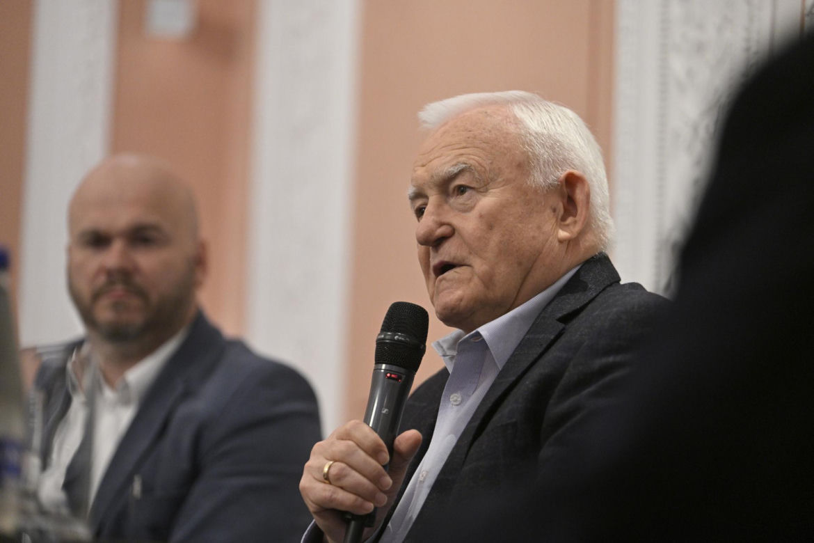 Spotkanie autorskie dotyczące książki "Alfabet Millera"