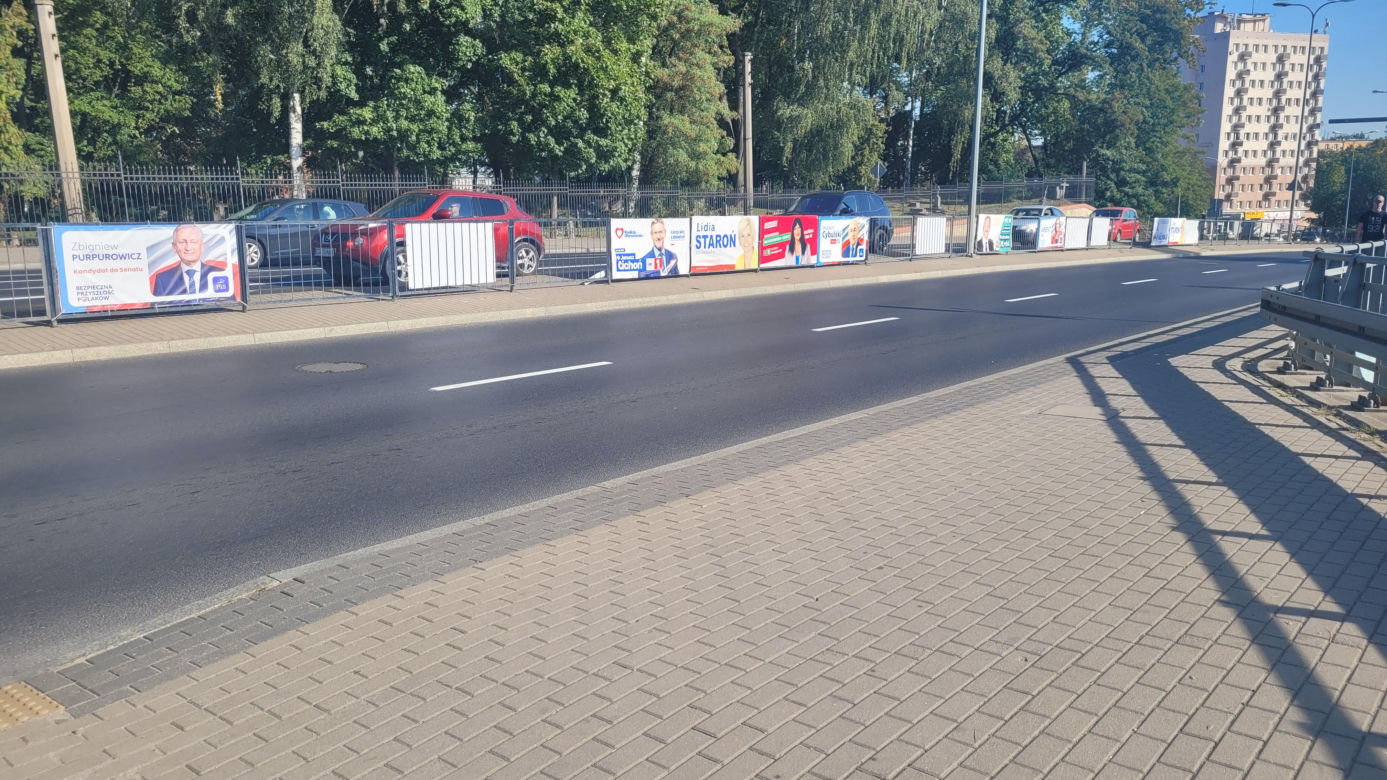 Na autobusach, słupach, budynkach. Bannery wyborcze "zalały" Olsztyn [ZDJĘCIA]
