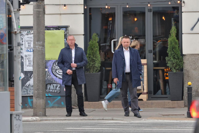 Minister Kierwiński wpadł do fryzjera