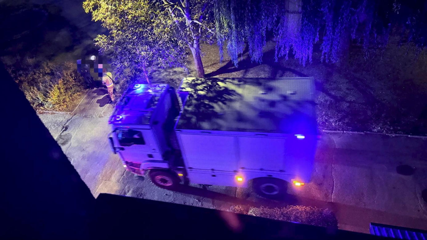 Mieszkańcy usłyszeli wstrząsający komunikat. „Proszę się odsunąć od bloku na 150 m”