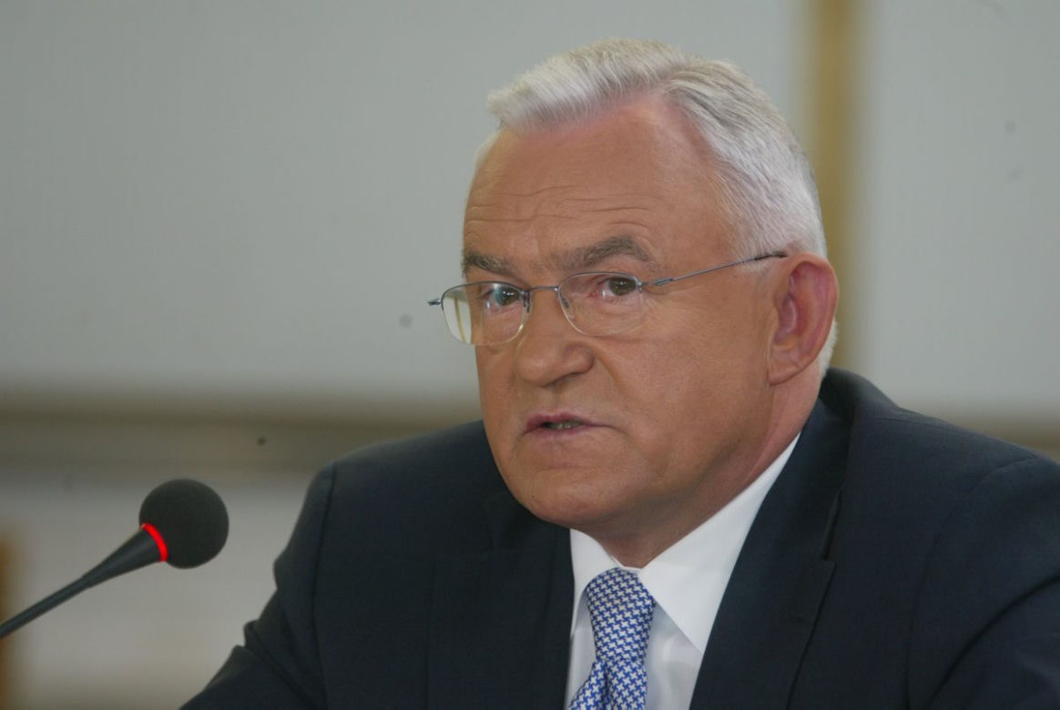 "Pan jest zerem"