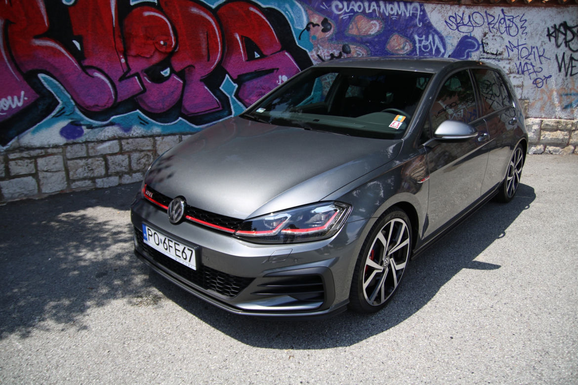 Volkswagen Golf GTI 2.0 TSI 245 KM