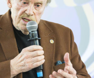 Daniel Olbrychski pastwi się nad Lalką