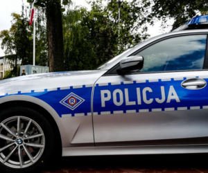 Otworzył okno, rzucił policjantom pa, pa i wcisnął gaz