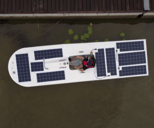Studenci Politechniki Wrocławskiej testowali łódź napędzaną energią słoneczną