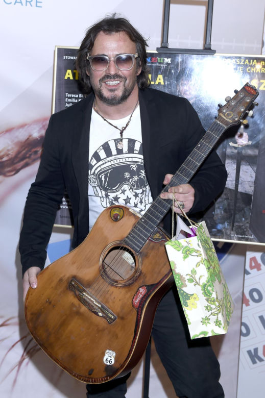Bartosz Opania
