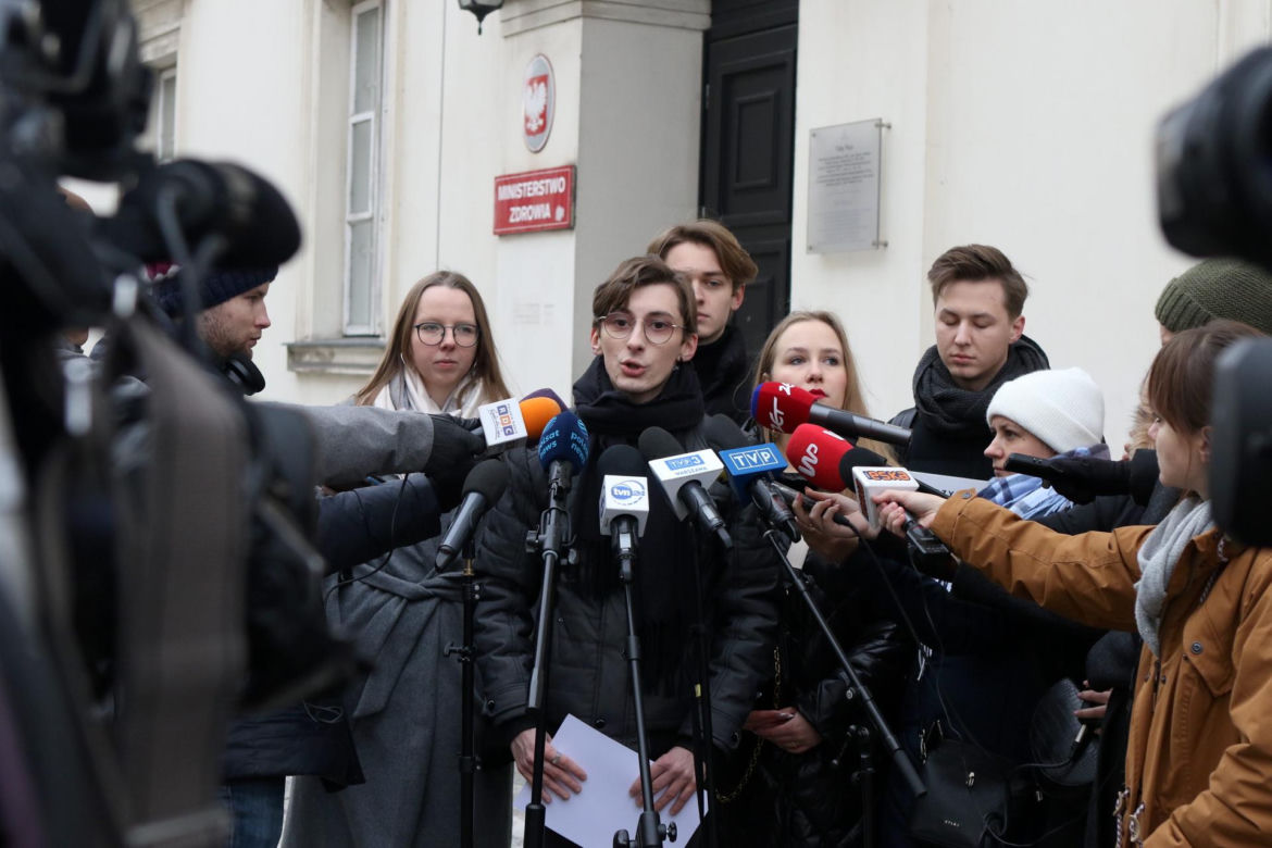 Coraz więcej dzieci chce się zabić! Aktywiści z fundacji GrowSPACE apelują do ministerstwa zdrowia