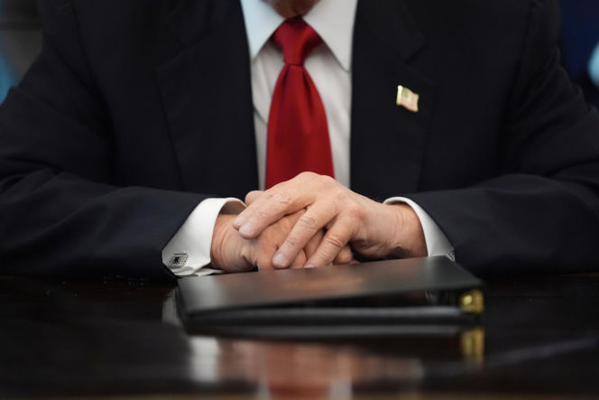 Trump przysnął na oficjalnym spotkaniu! "Jest stary i coraz bardziej to widać"