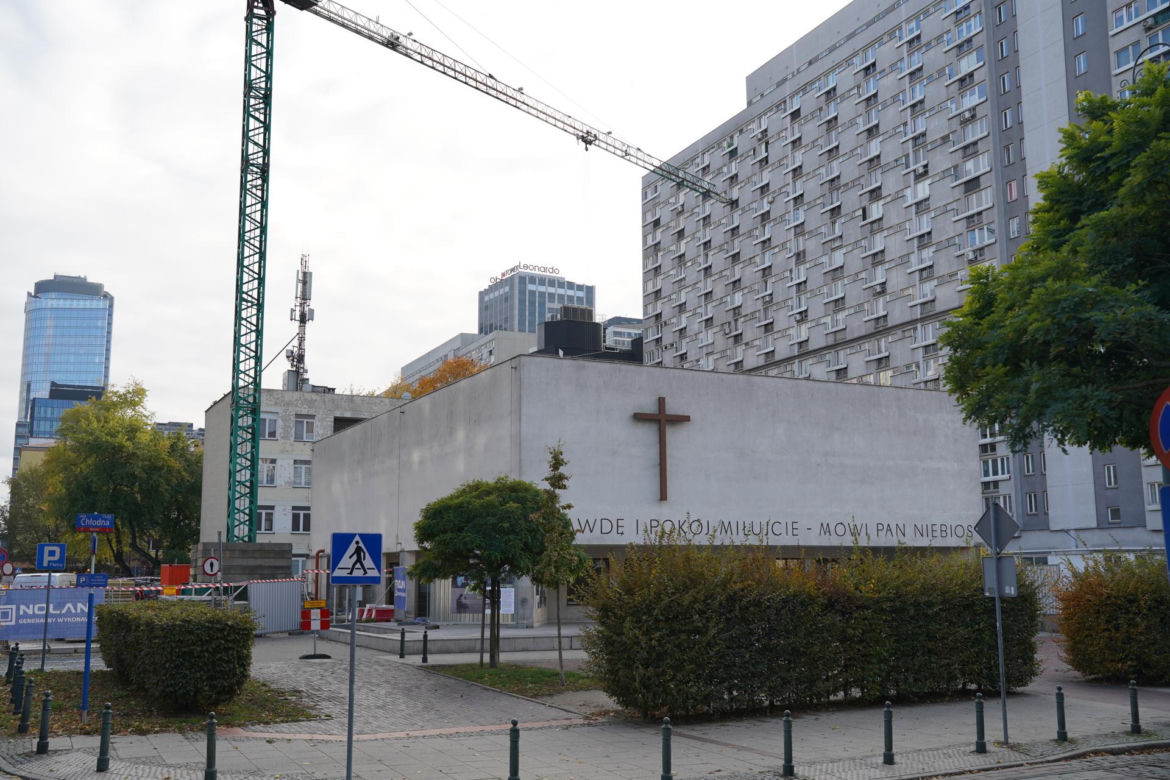 Kościół w Warszawie jak Muzeum Sztuki Nowoczesnej. To najbardziej stylowa kaplica w stolicy?