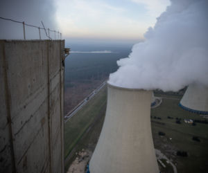 Trwa protest aktywistów Greenpeace
