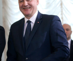 Uciekają z rządu by zarabiać po kilkadziesiąt tysięcy