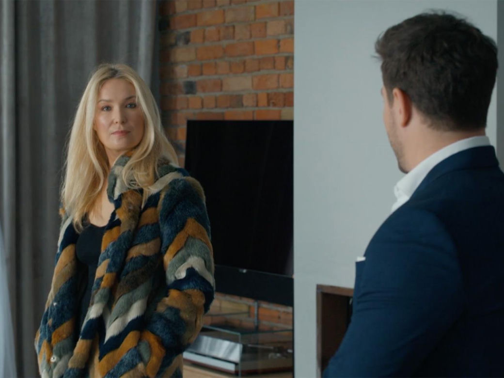 Barwy szczęścia, odcinek 3154: Justin (Jasper Sołtysiewicz), Karolina (Marta Dąbrowska)