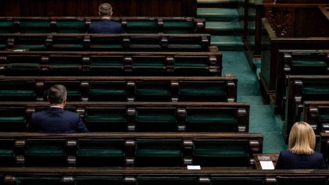 Kto najczęściej znikał z głosowań? Jest nowy niechlubny ranking posłów