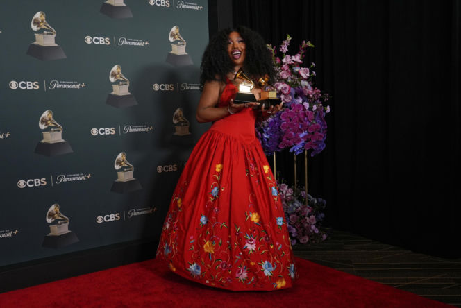 Grammy 2026. Mnóstwo gwiazd na czerwonym dywanie