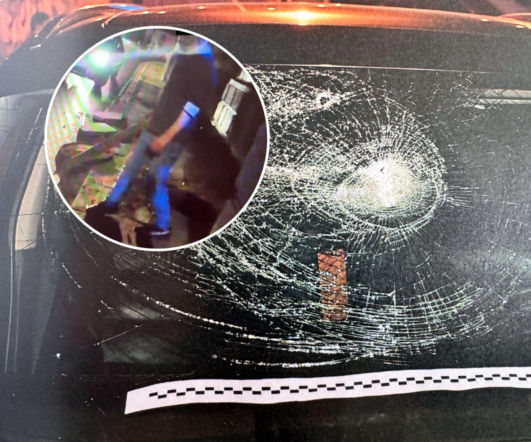 46-latek demolował samochody drewnianą belką. Chwile grozy w Warszawie