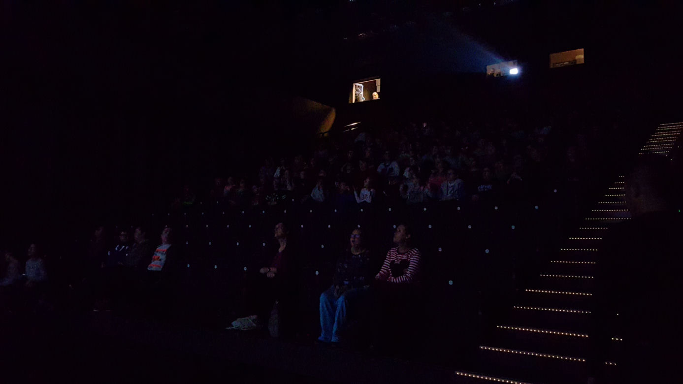 Festiwal filmowy dla niewidomych i słabowidzących w Bydgoszczy. Młodzi kinomaniacy są zachwyceni! [ZDJĘCIA, WIDEO, AUDIO]