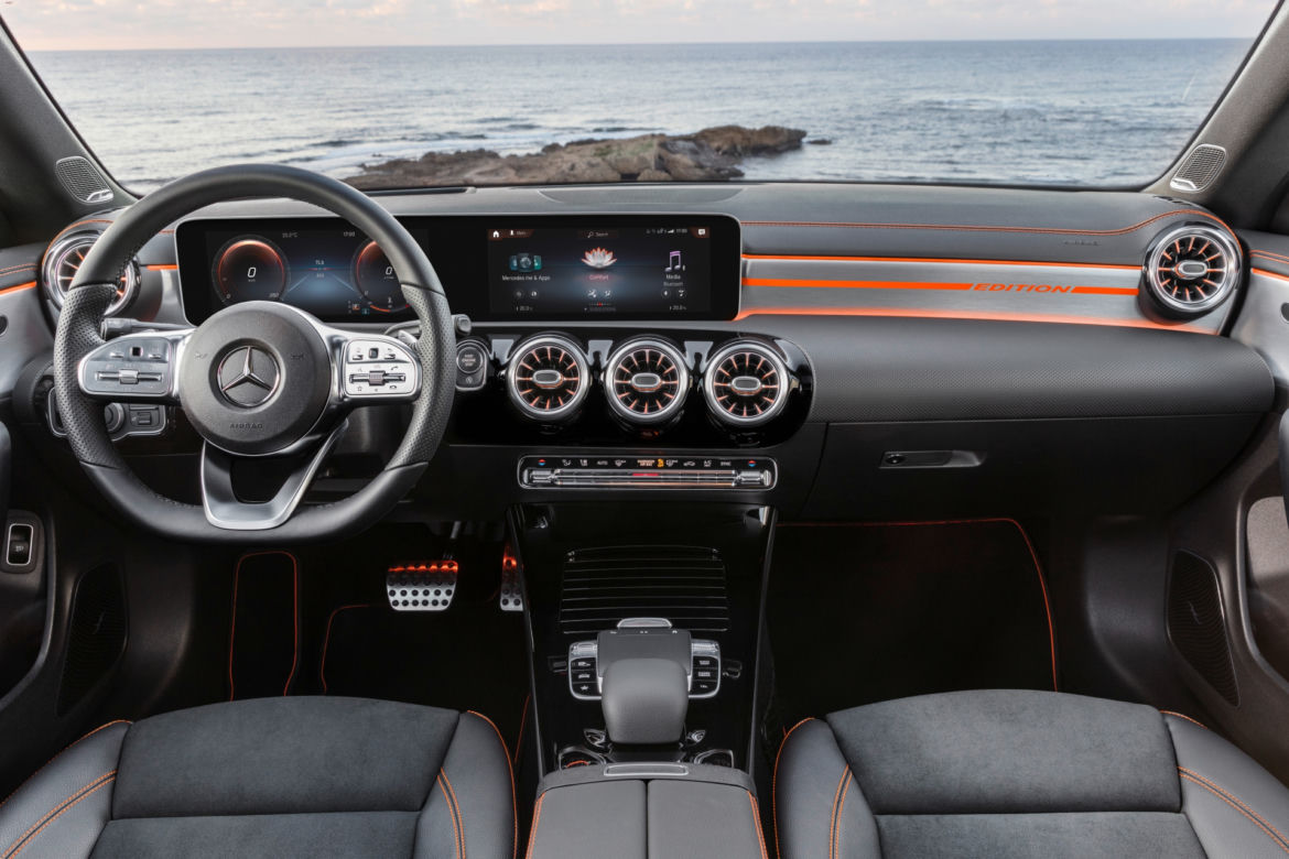 Mercedes-Benz CLA Coupe Edition Orange Art AMG Line