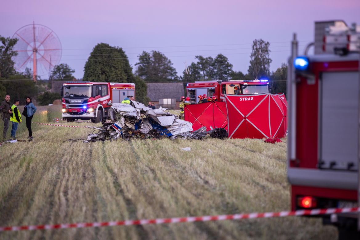 Płk. Marek Gładysz zginął w katastrofie lotniczej. Potworna tragedia. Razem z nim leciała matka