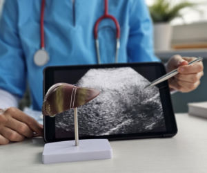 Zmiana w wątrobie to nie zawsze rak. Chirurg mówi, kiedy naprawdę się martwić