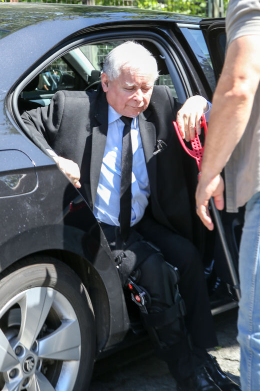 KACZYŃSKI JUŻ W DOMU