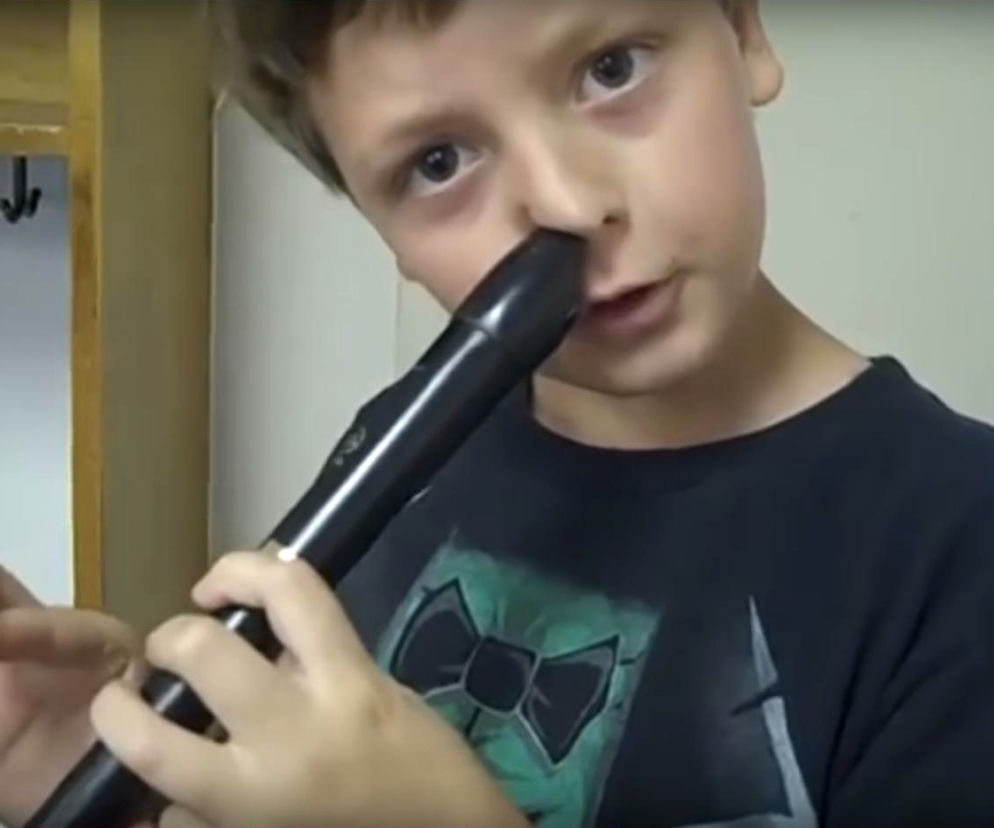 Beatbox i gra na flecie nosem jednocześnie VIDEO