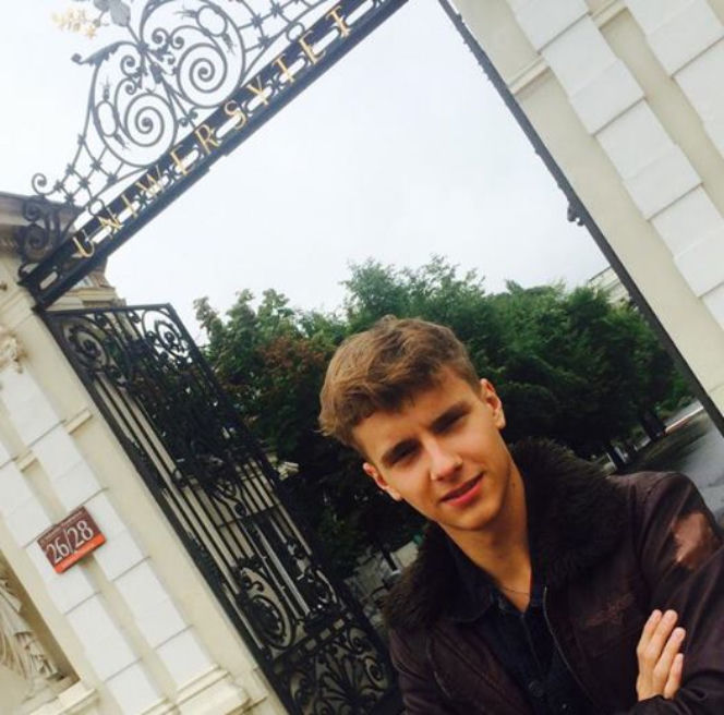 Maciej Musiał studentem UW