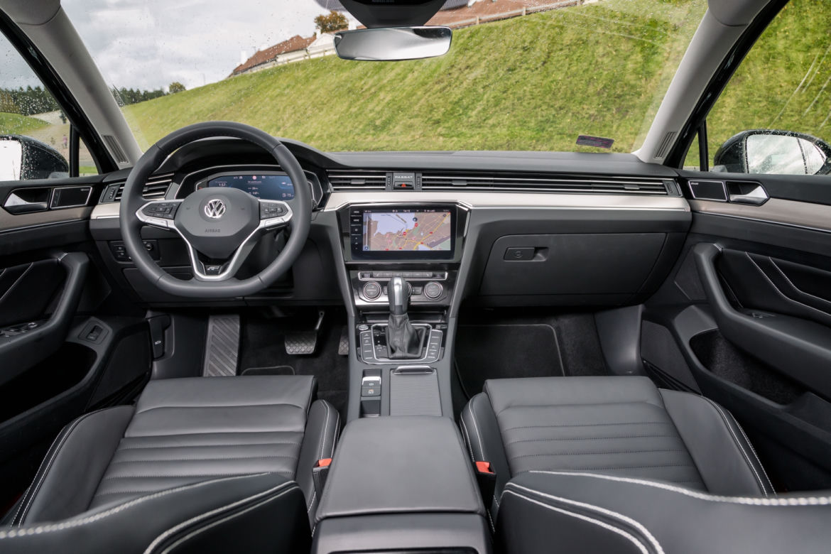 Volkswagen Passat Elegance