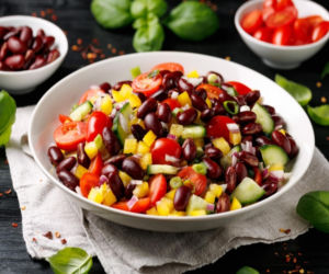 Świąteczna sałatka śledziowa inaczej. Meksykański twist, który zaskakuje przy wigilijnym stole