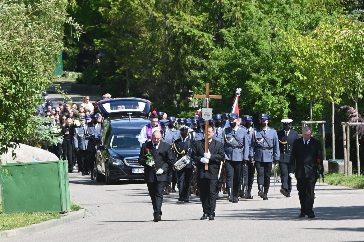 Pogrzeb policjanta, który zginął w wyniku wypadku w Gdyni