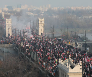 Marsz Niepodległości przeszedł przez most Poniatowskiego
