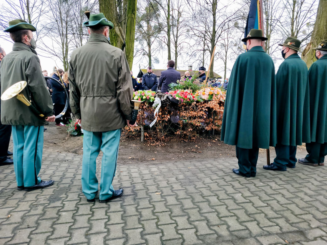 Pogrzeb milionera Karola Kani ze Śląska, który zginął  w katastrofie lotniczej w Pszczynie