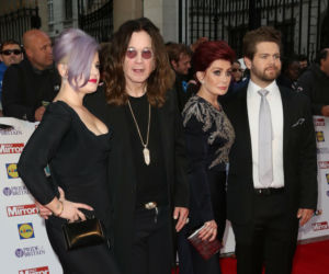 Tak brzmi ostatnia, wiadomość, którą Ozzy Osbourne wysłał do swojej córki. Legendarny muzyk zmarł nagle rok temu
