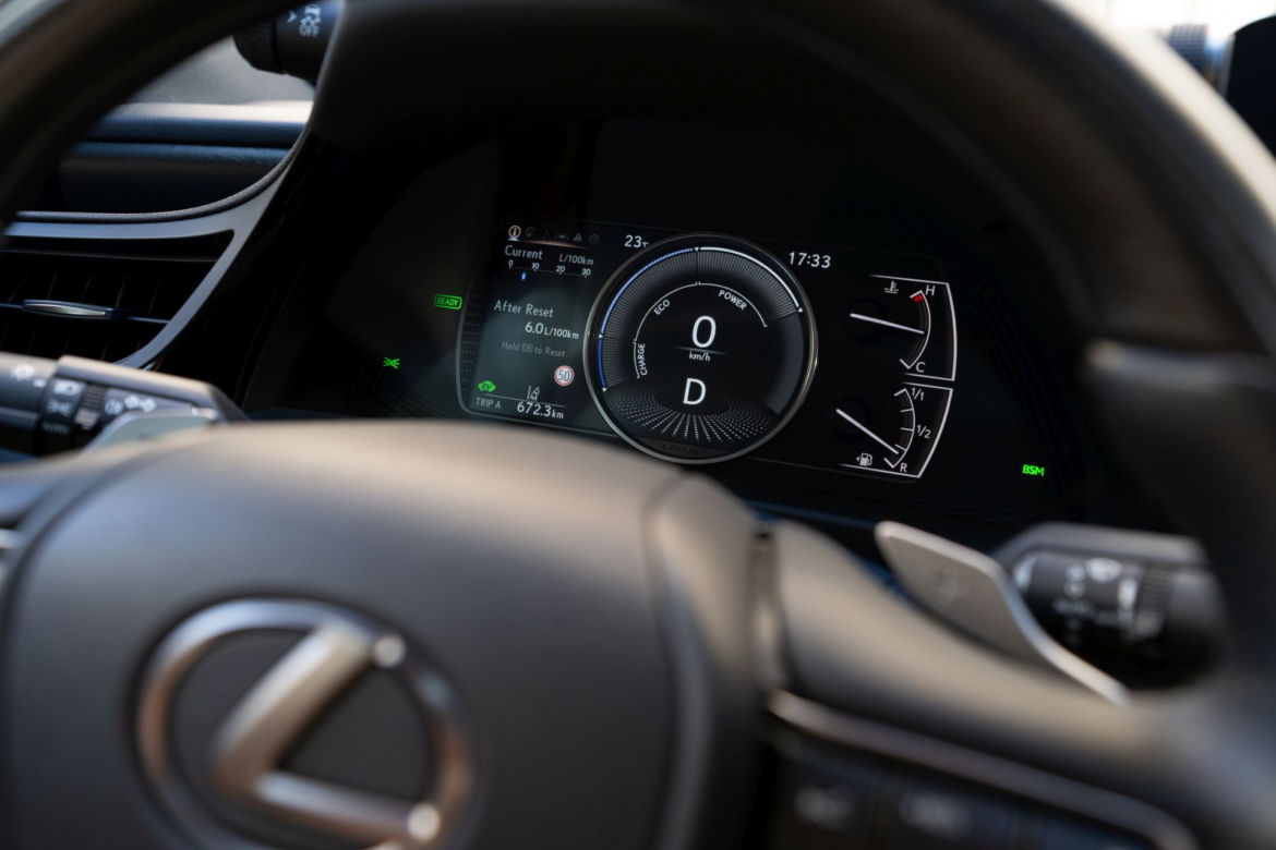 Lexus ES 300h Prestige 218 KM E-CVT 4X2