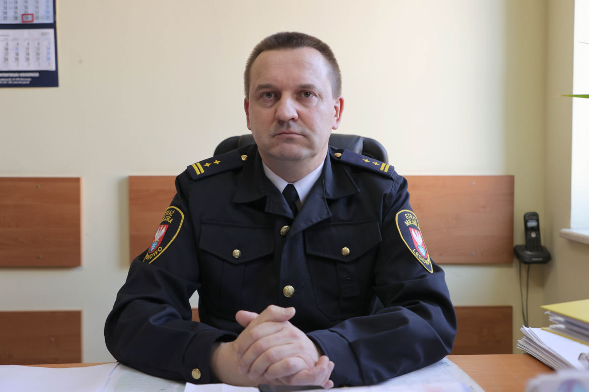Ukradli w Legionowie 100 tys. zł i zgubili pościg. Policja pilnie poszukuje sprawców