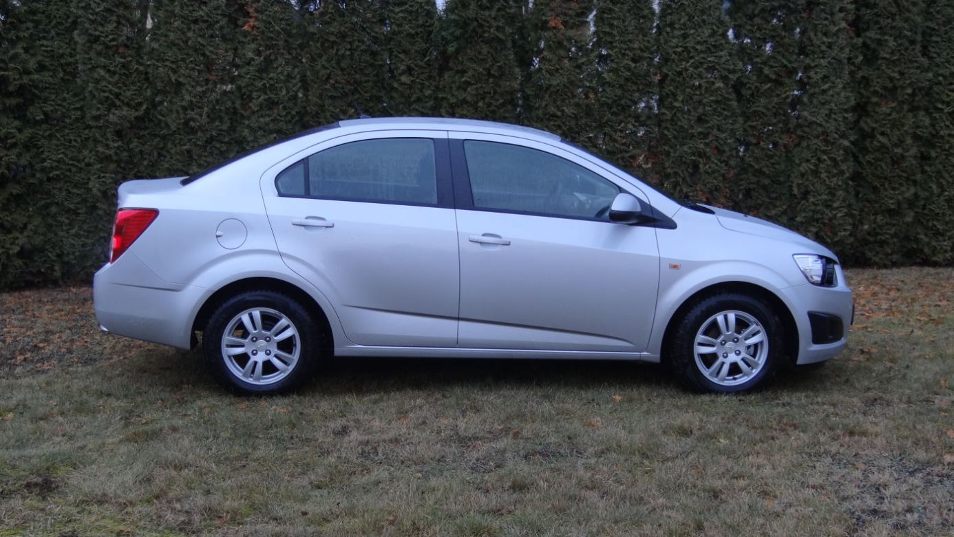 Chevrolet Aveo sedan
