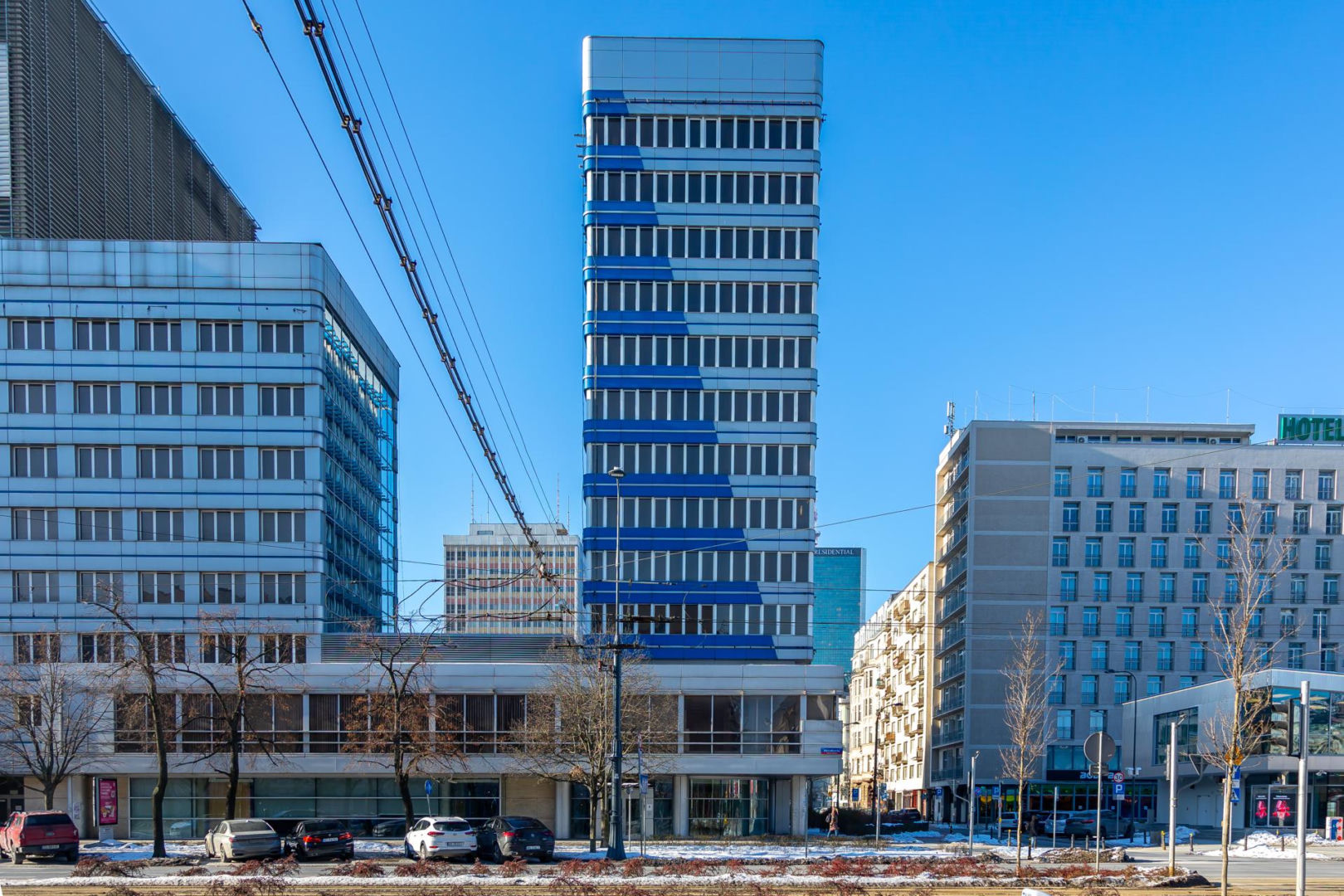 Biurowiec PKO na rogu Marszałkowskiej i Nowogrodzkiej w Warszawie