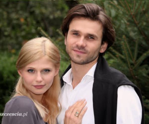 Barwy szczęścia. Iwona Korycka (Izabela Zwierzyńska), Alek (Krzysztof Wach)