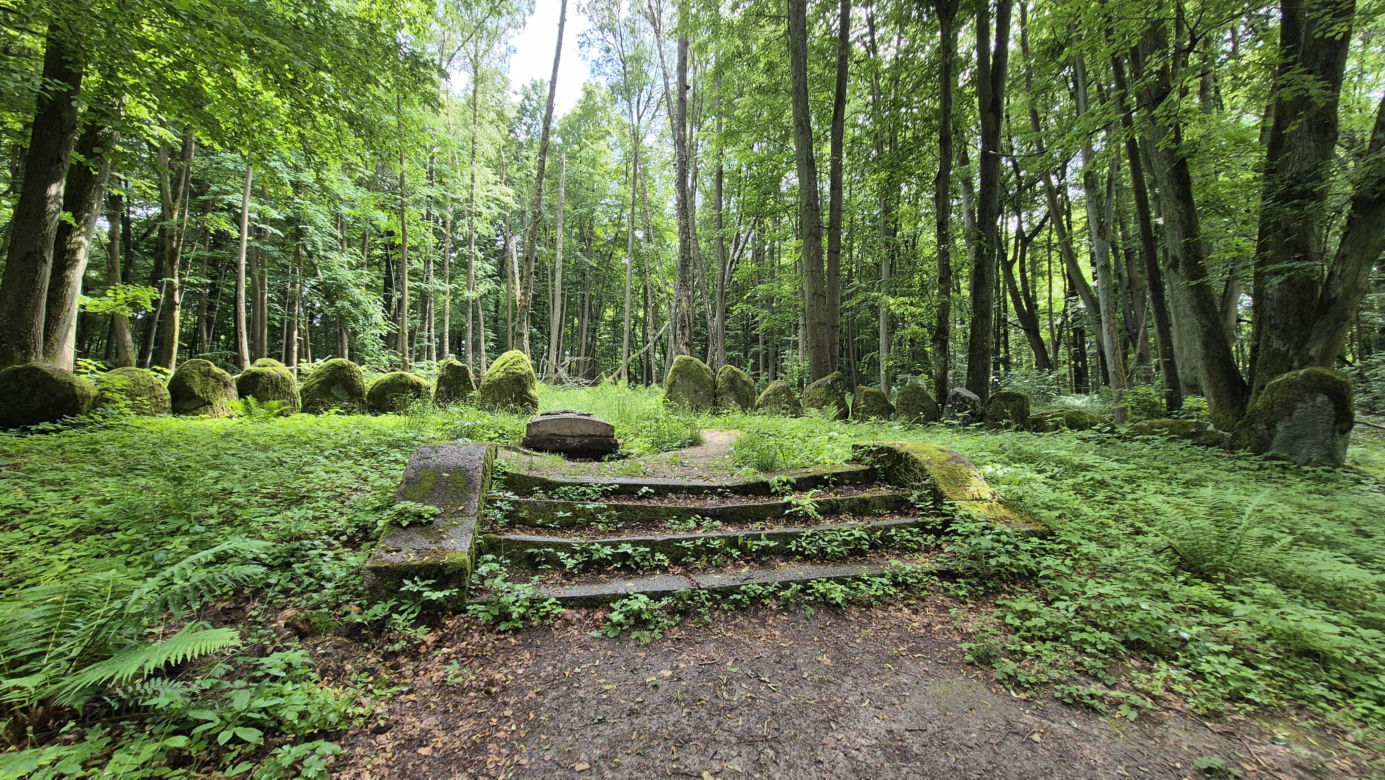 Odwiedziłam „mazurskie Stonehenge”. Jedna rzecz wprawiła mnie w osłupienie