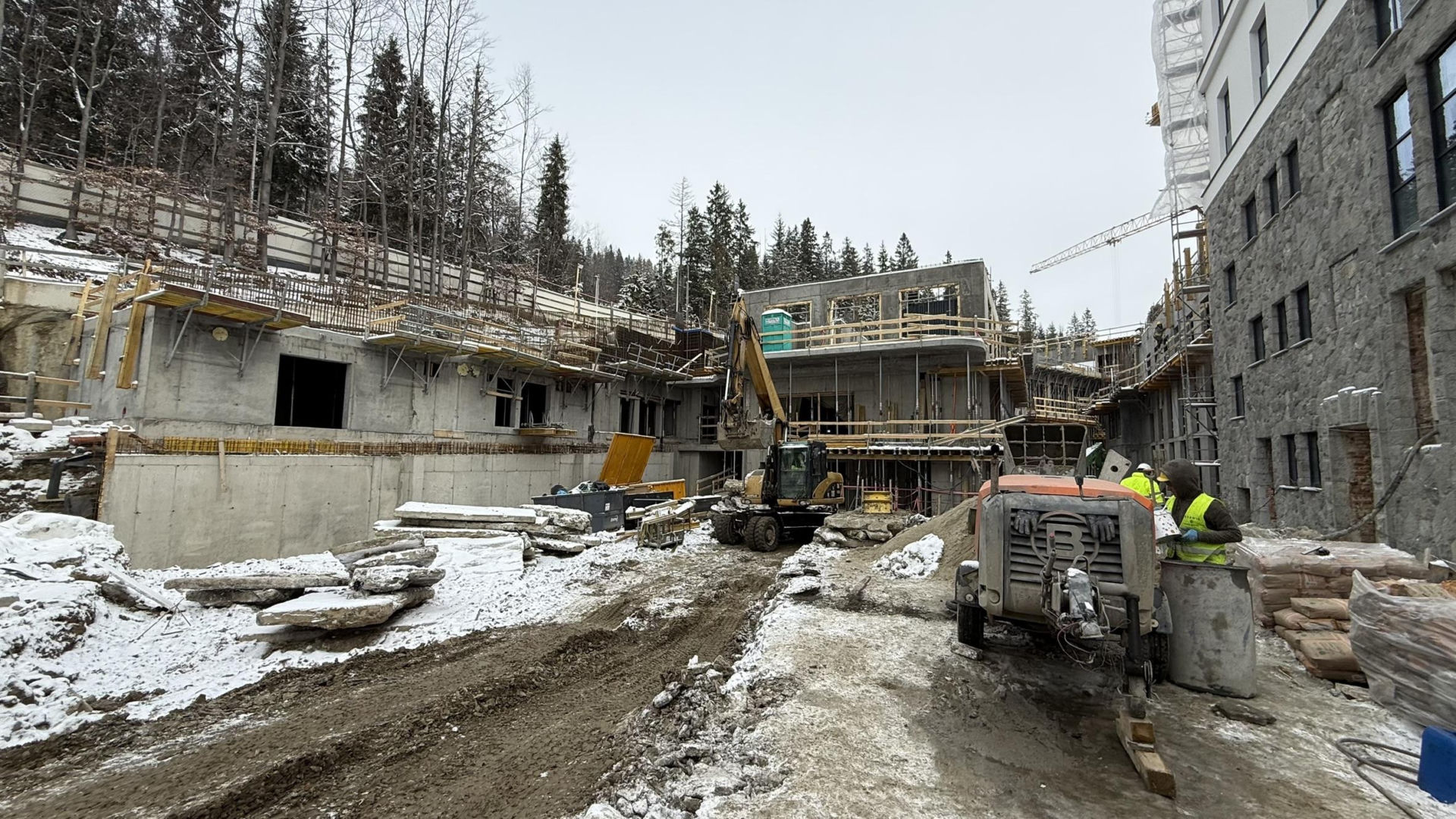 Budowa hotelu Salamandra w Kościelisku - luty 2026