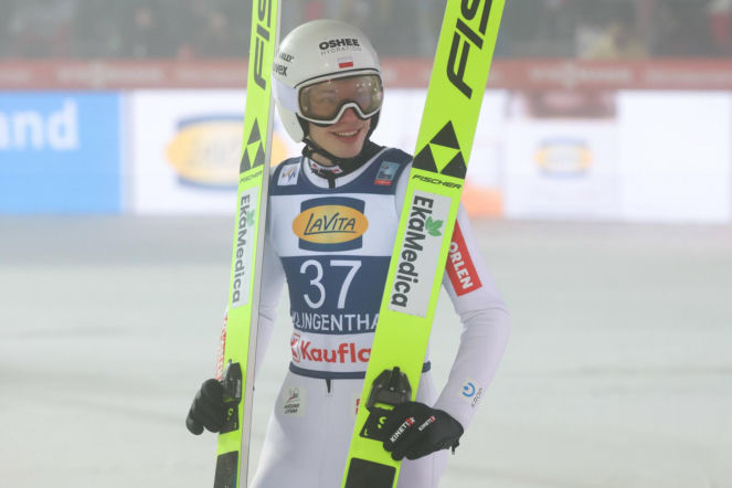 Turniej Czterech Skoczni 2025/2026. Kiedy treningi, kwalifikacje i konkursy? Cały terminarz 74. edycji TCS