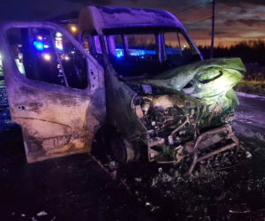 Wypadek w Kopciowicach. Bus stanął w płomieniach! W środku byli pasażerowie
