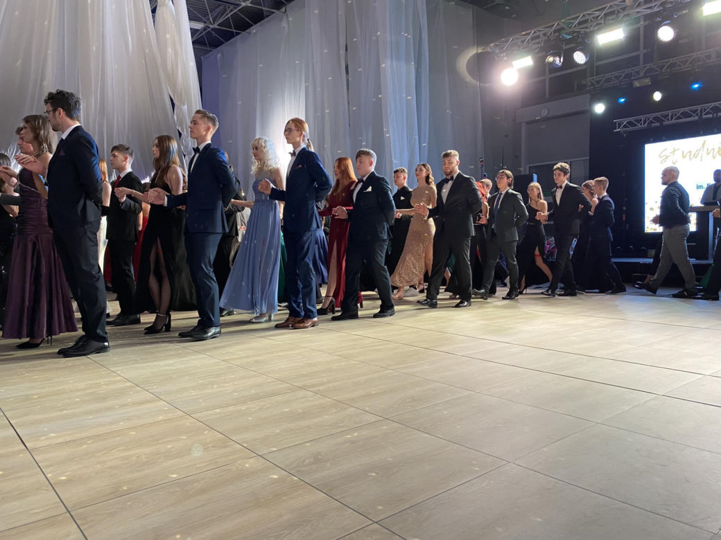 Studniówka 2024 V Liceum Ogólnokształcącego w Zielonej Górze