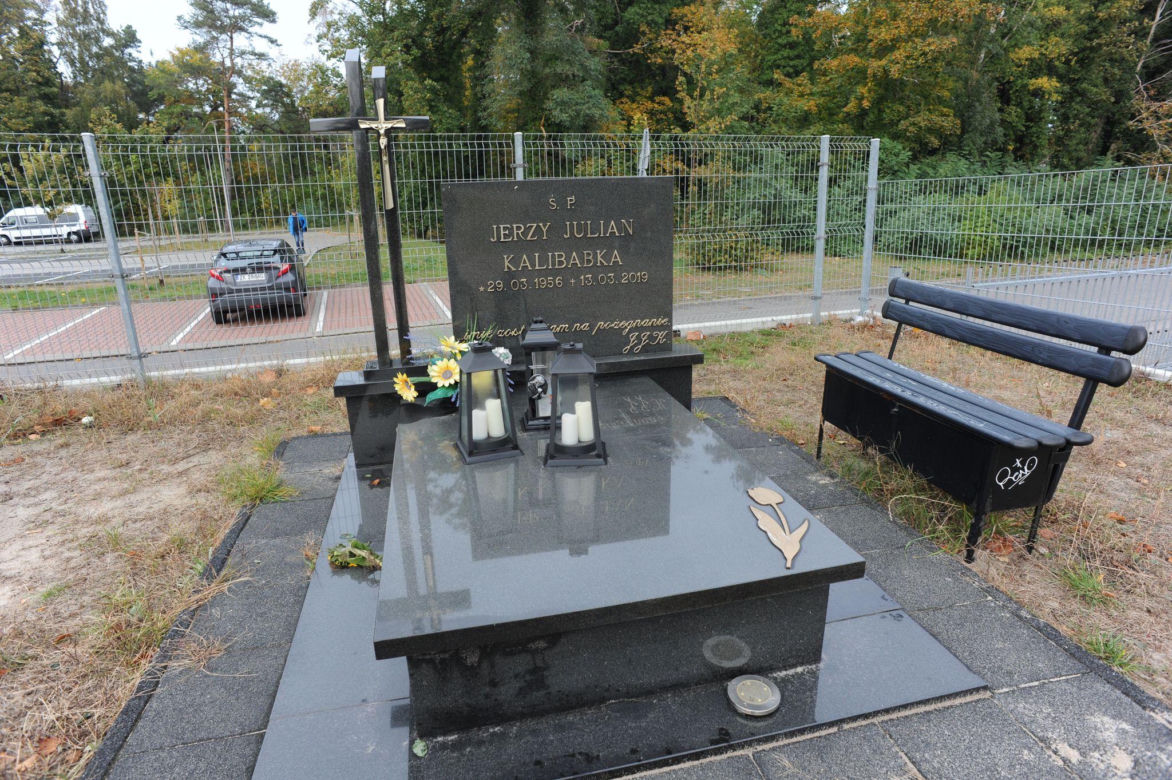 Tak wygląda grób słynnego uwodziciela z czasów PRL, Jerzego Kalibabki