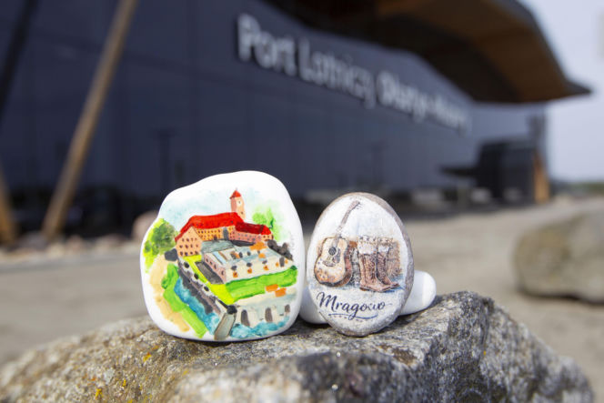 Znalazłeś kamień w Krakowie? To może być zaproszenie na Warmię i Mazury