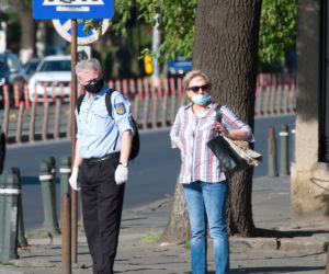 Kto najczęściej rezygnuje z wakacyjnych planów? 