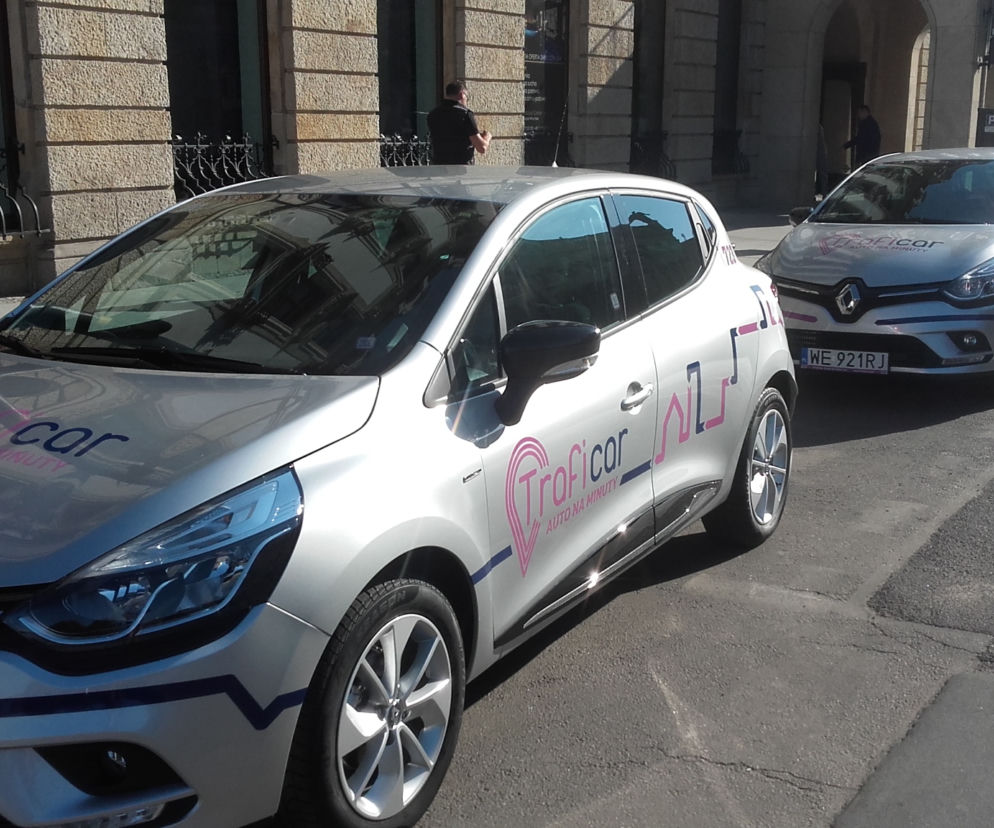 Teraz można wypożyczać auta na minuty, wkrótce będzie można wypozyczać samochody elektryczne