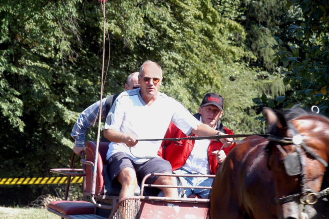 Karol Strasburger ćwiczy